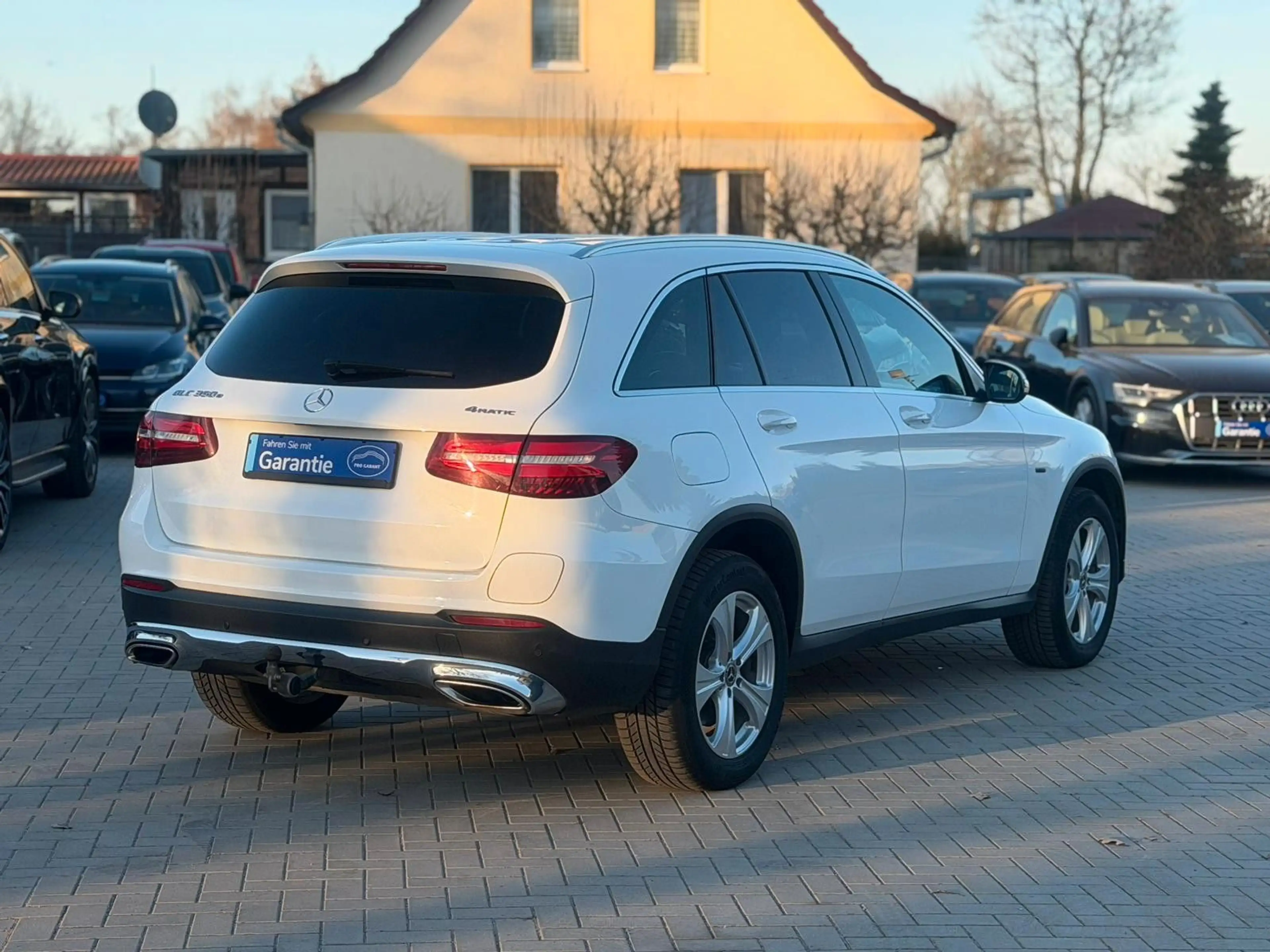 Mercedes-Benz GLC 350 e 4Matic — photo 4