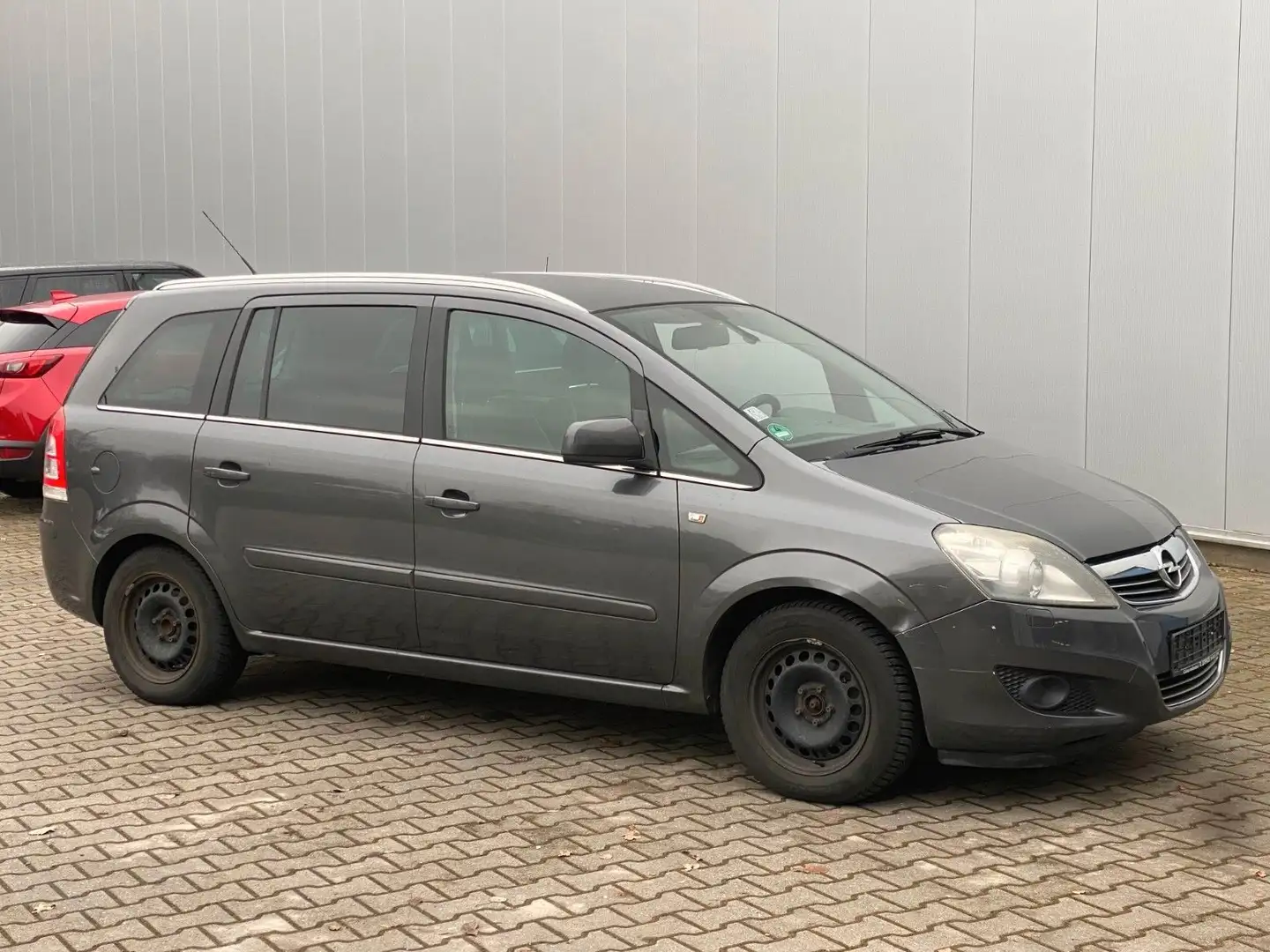 Opel Zafira 1.6 B "110 Jahre" Tüv* 7-Sitze Grau - 1