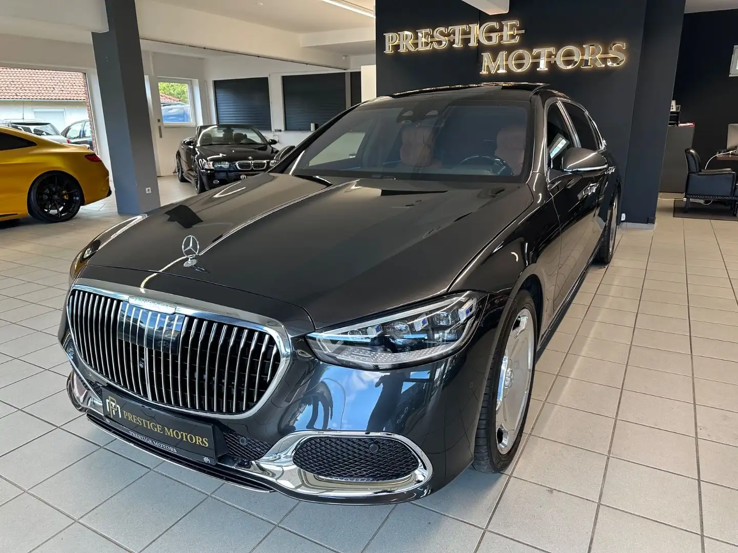 Mercedes-Benz S 580 Maybach S 580 4Matic Grau - 2