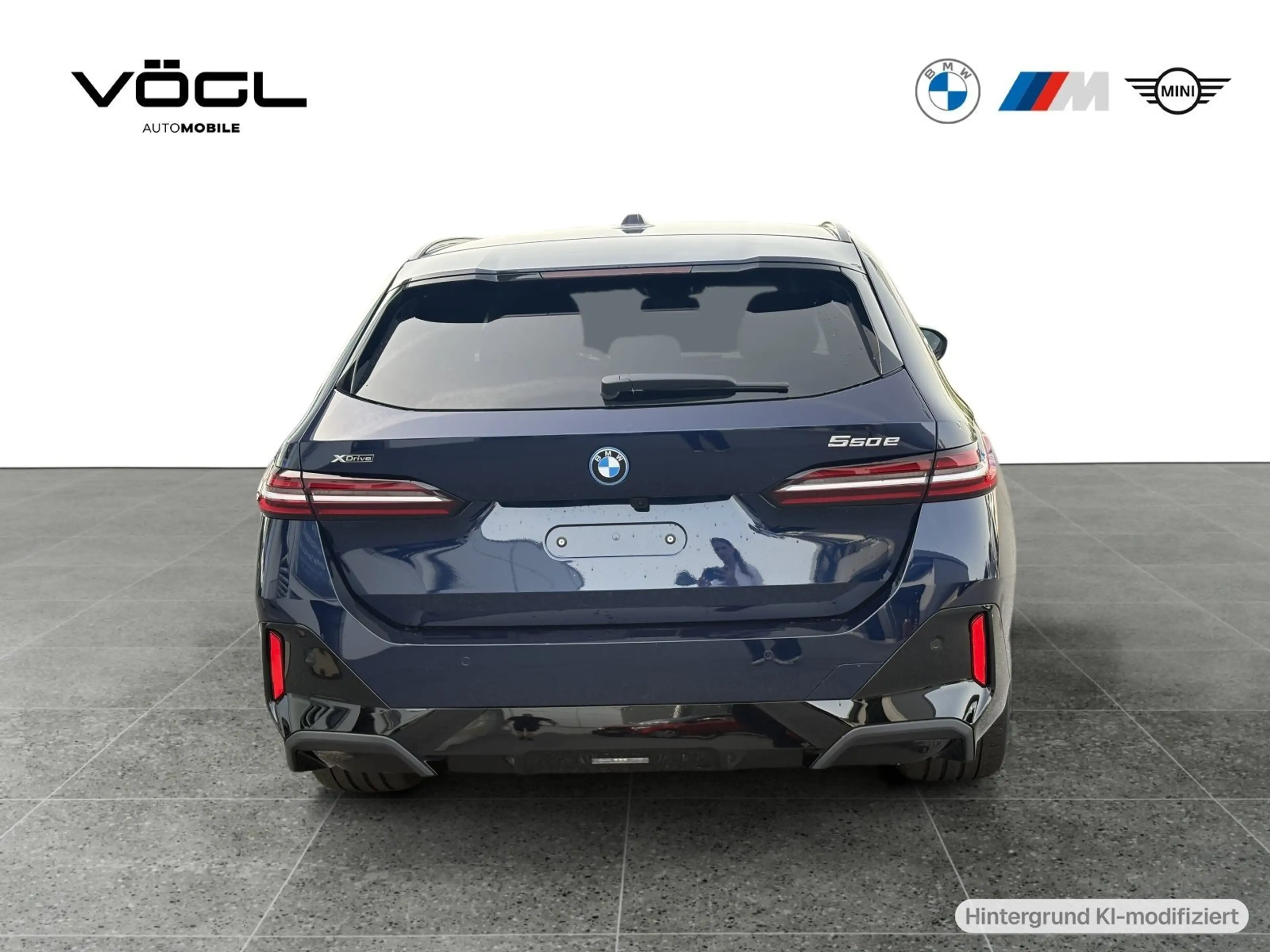 BMW 550 e xDrive Touring M Sportpaket Head-Up DAB — photo 6