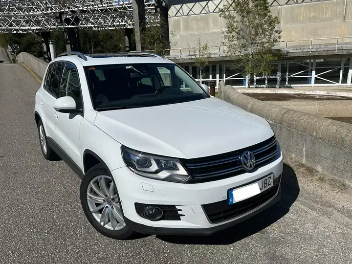 Volkswagen Tiguan 2.0 TDI BMT T1 Sport 4x2 (2012) 2015
