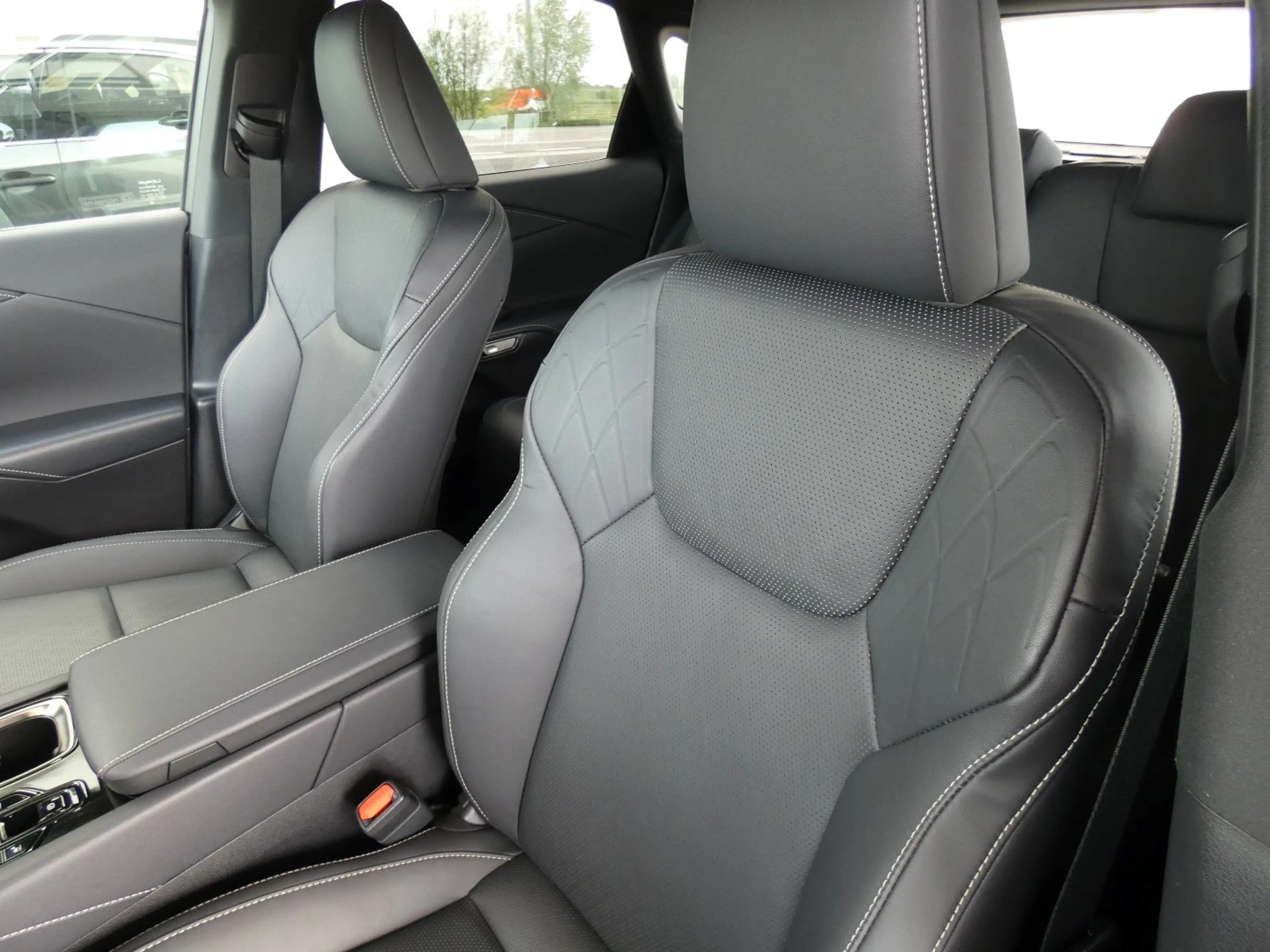 Lexus RX 350h AWD Executive line *NEW MODEL* Zetelventilatie — photo 13