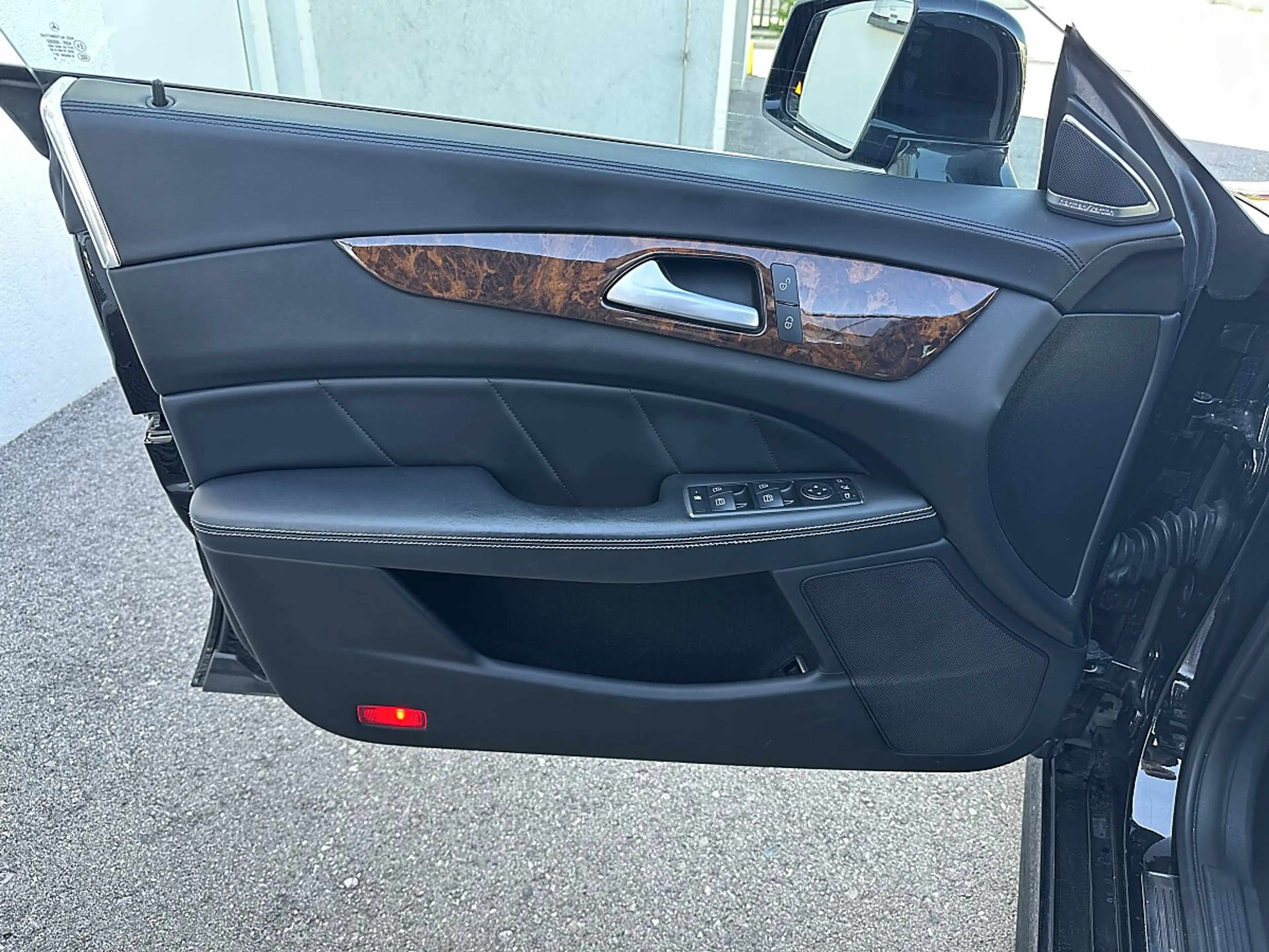 Mercedes-Benz CLS 350 d 4MATIC Aut. — photo 11