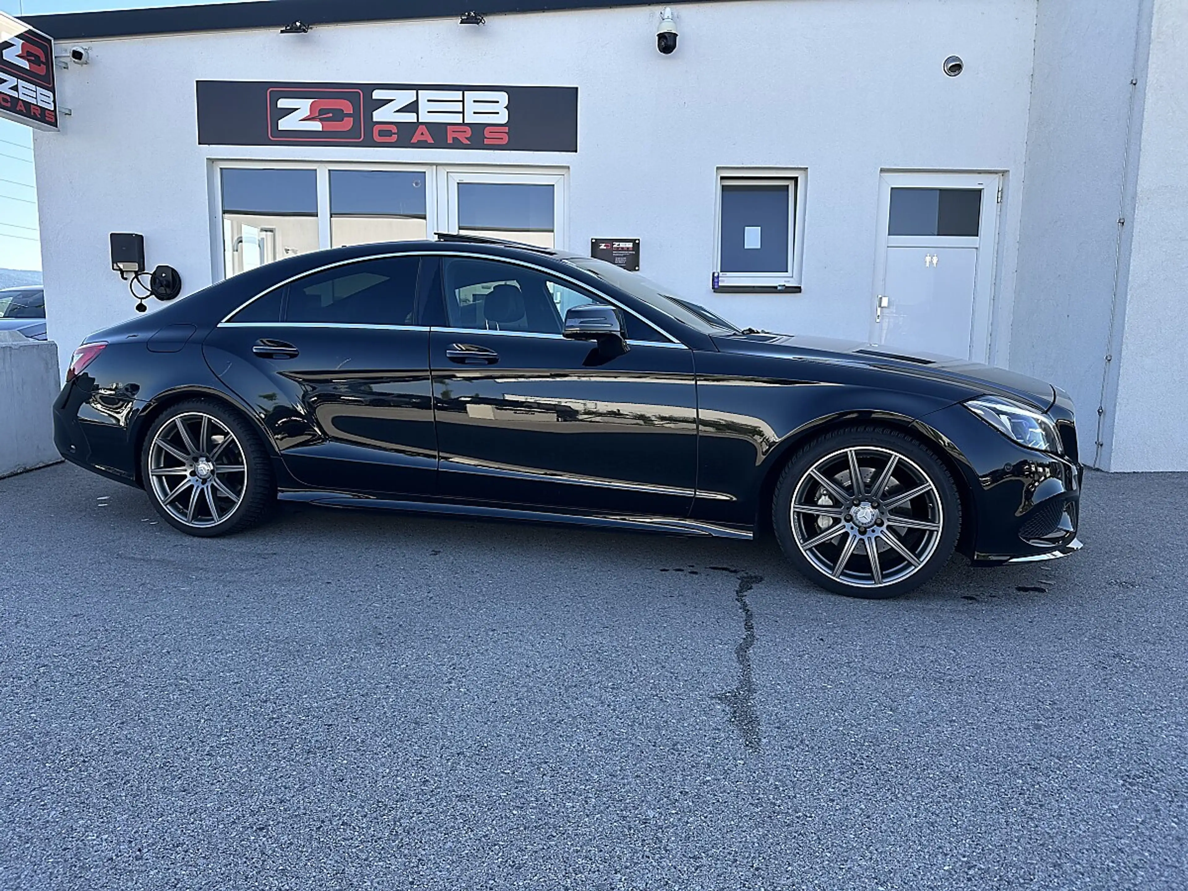 Mercedes-Benz CLS 350 d 4MATIC Aut. — photo 3