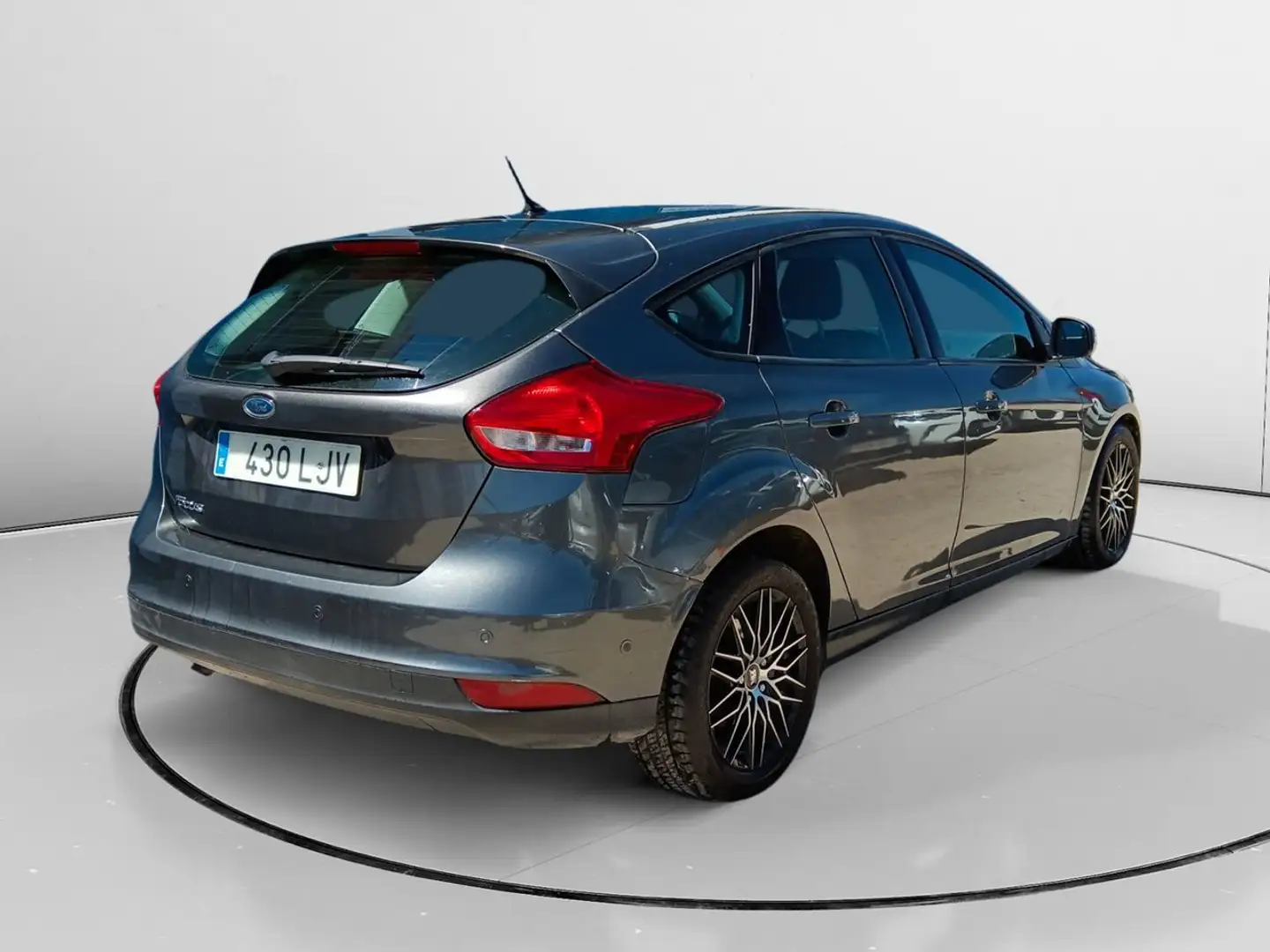 Ford Focus 1.5TDCi Trend+ 120 Gris - 2