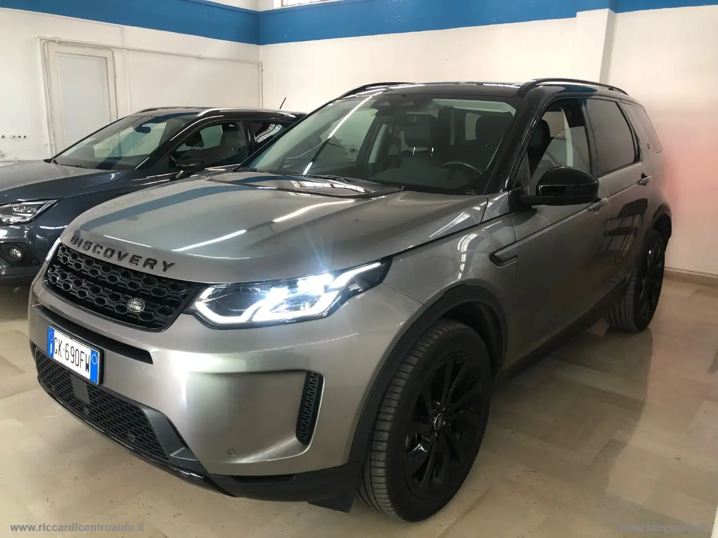 Land Rover Discovery Sport 2.0 TD4 204 CV SE Grigio - 1