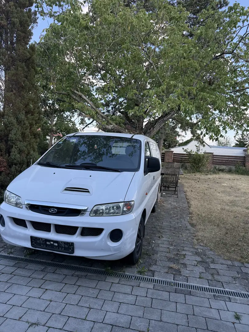 Hyundai H-1 2.5TD - 2