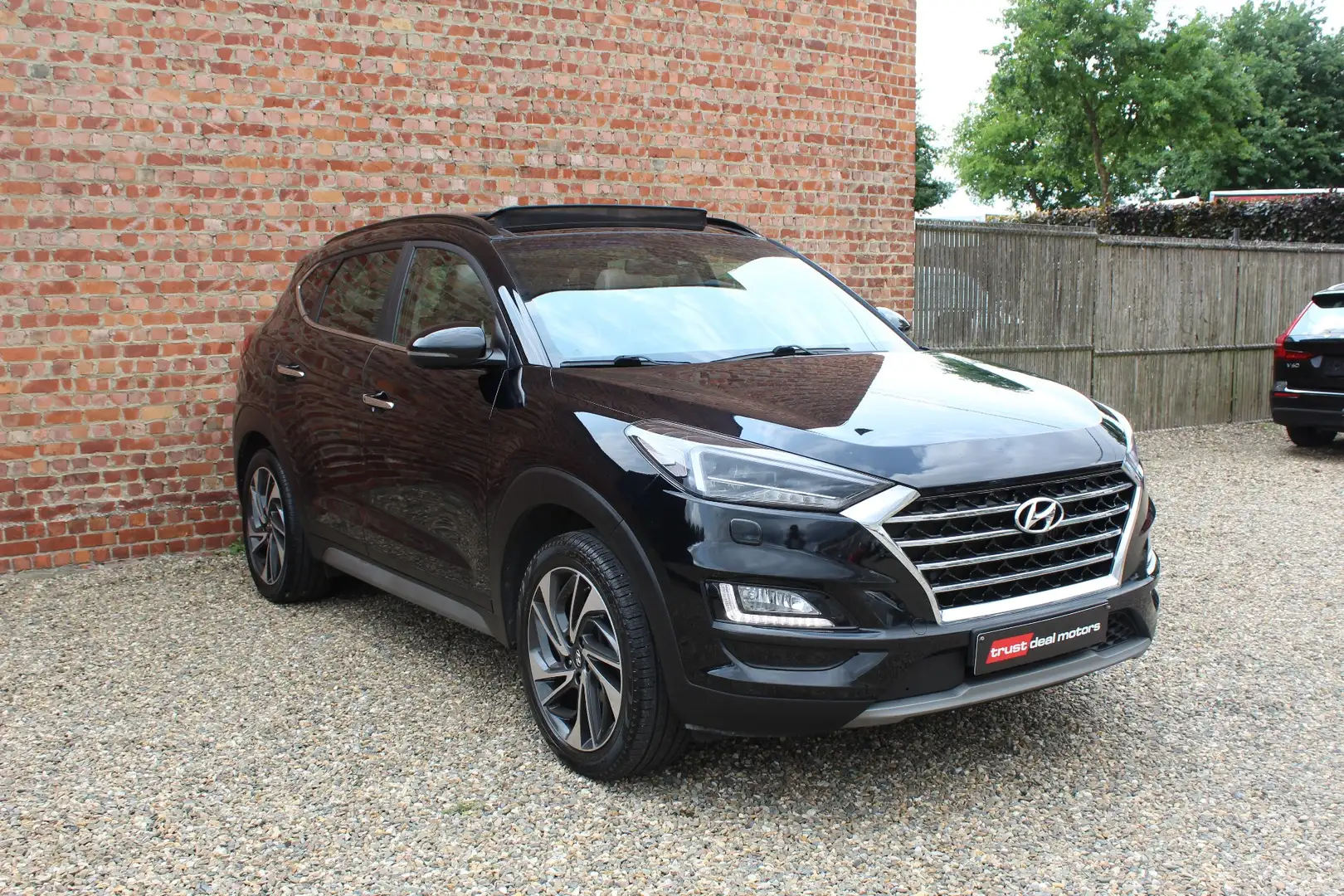 Hyundai TUCSON 1.6 CRDi Shine * Garantie * Noir - 2