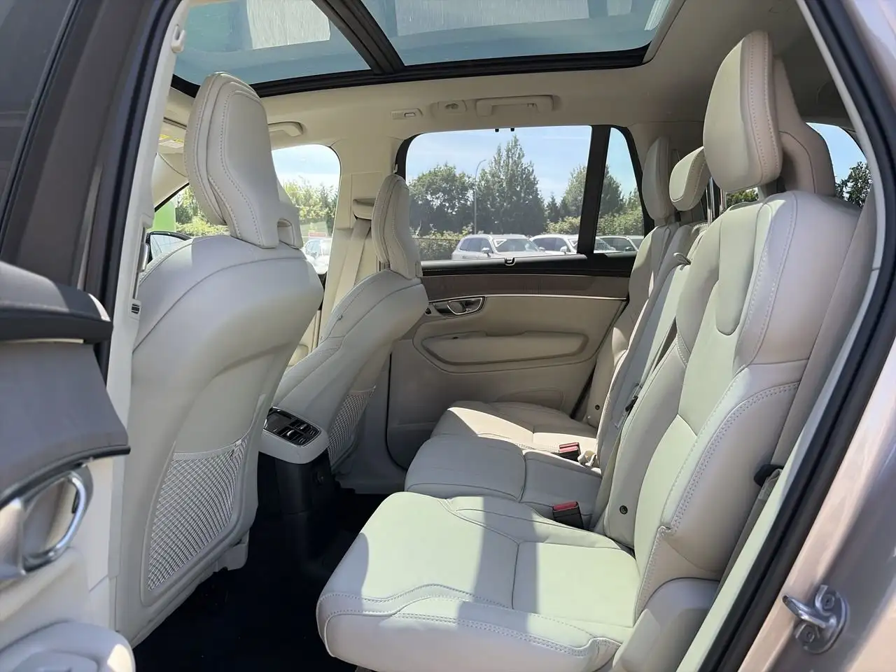 Volvo XC90 снимка Volvo XC90