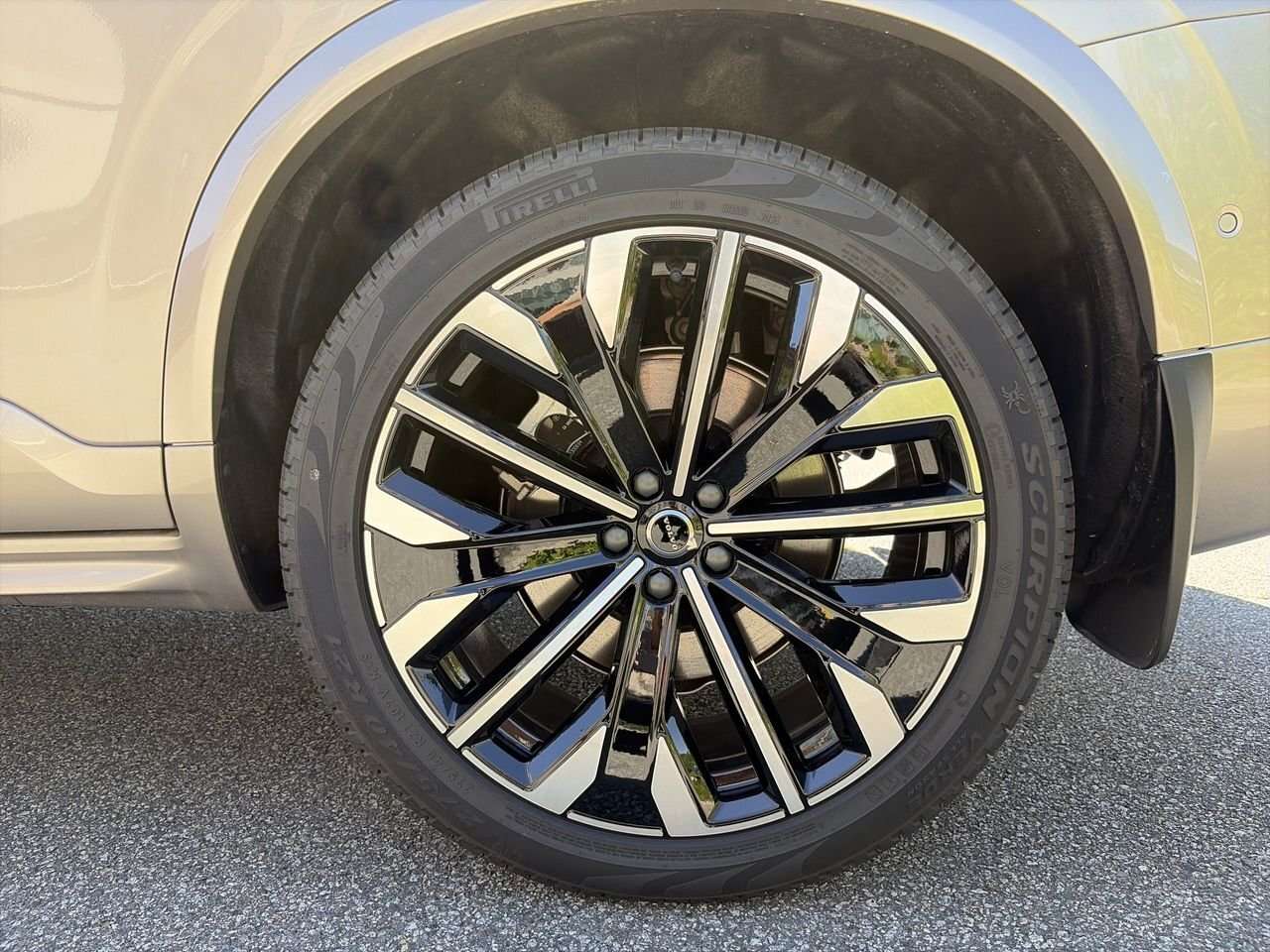 2026 Volvo XC90 Ultra 7-Seater (Dark Theme) Air Suspension | HUD | thumb 18