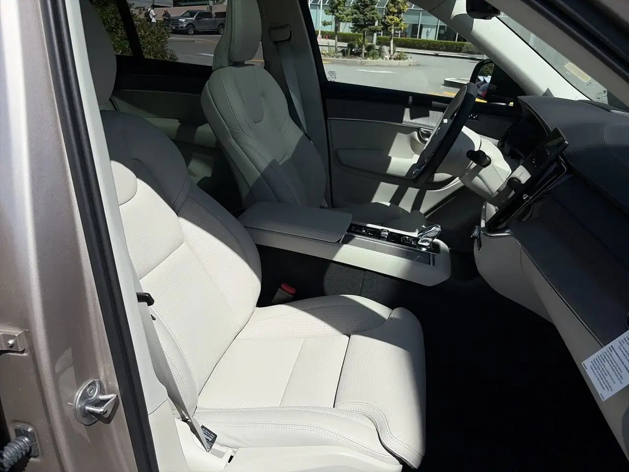 Volvo XC90 снимка Volvo XC90