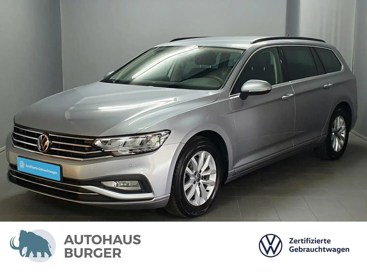 Volkswagen Passat Variant Business 2.0TDI DSG AHK/ACC/LED Plateado - 1