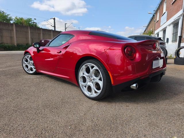 Alfa Romeo 4C 4C 1750 Tbi 240 ch TCT Standard Edition