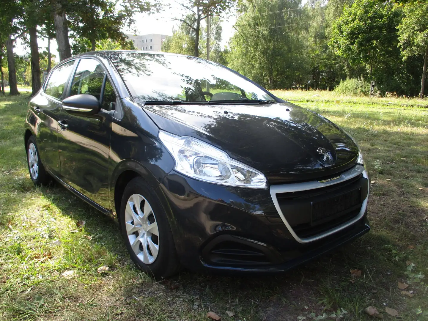 Peugeot 208 208  5-Türer PureTech 68 Like - 1