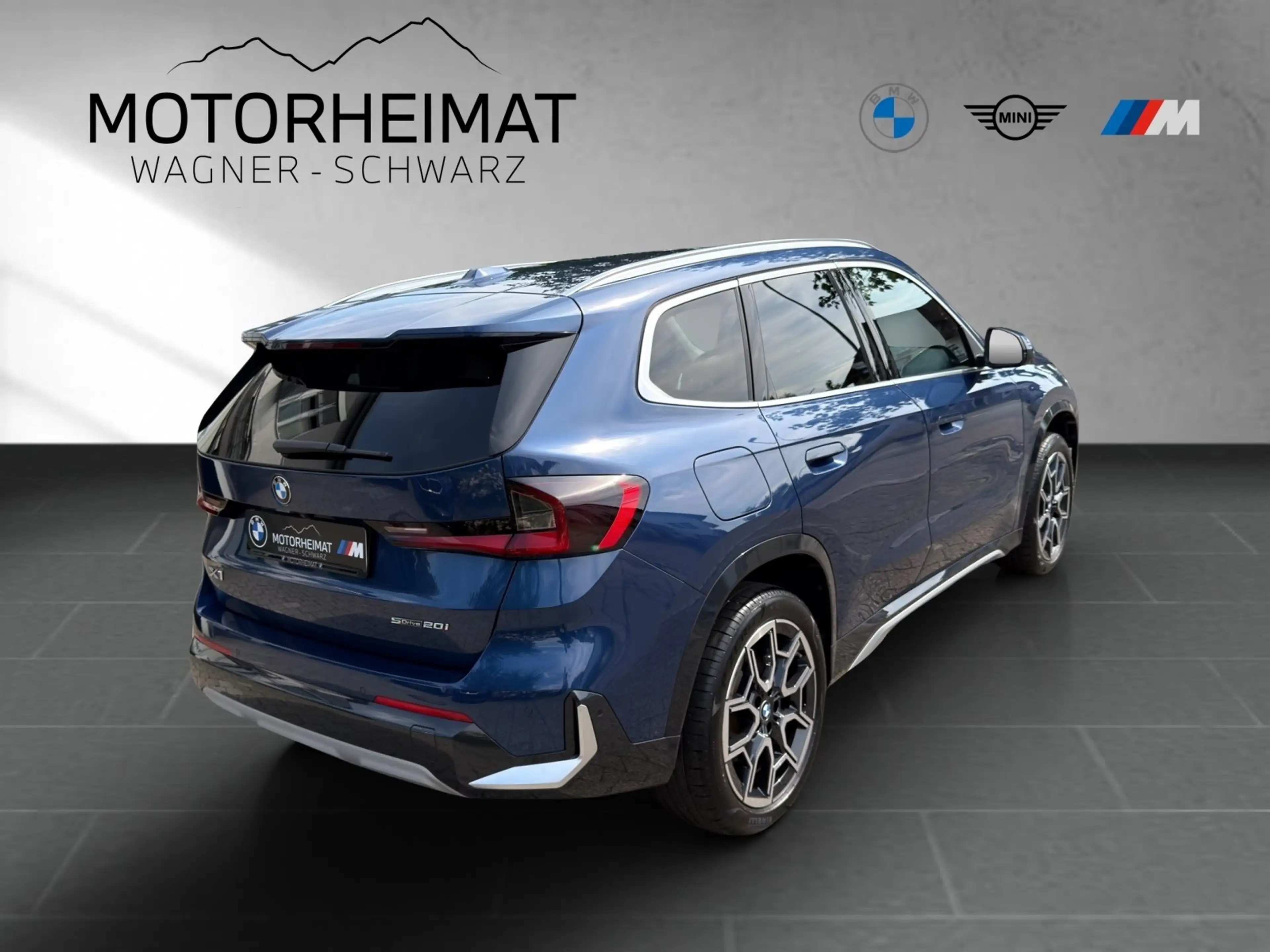 BMW X1 sDrive20i  xLine 19" AHK 360°ACC HUD 1,59% — photo 8