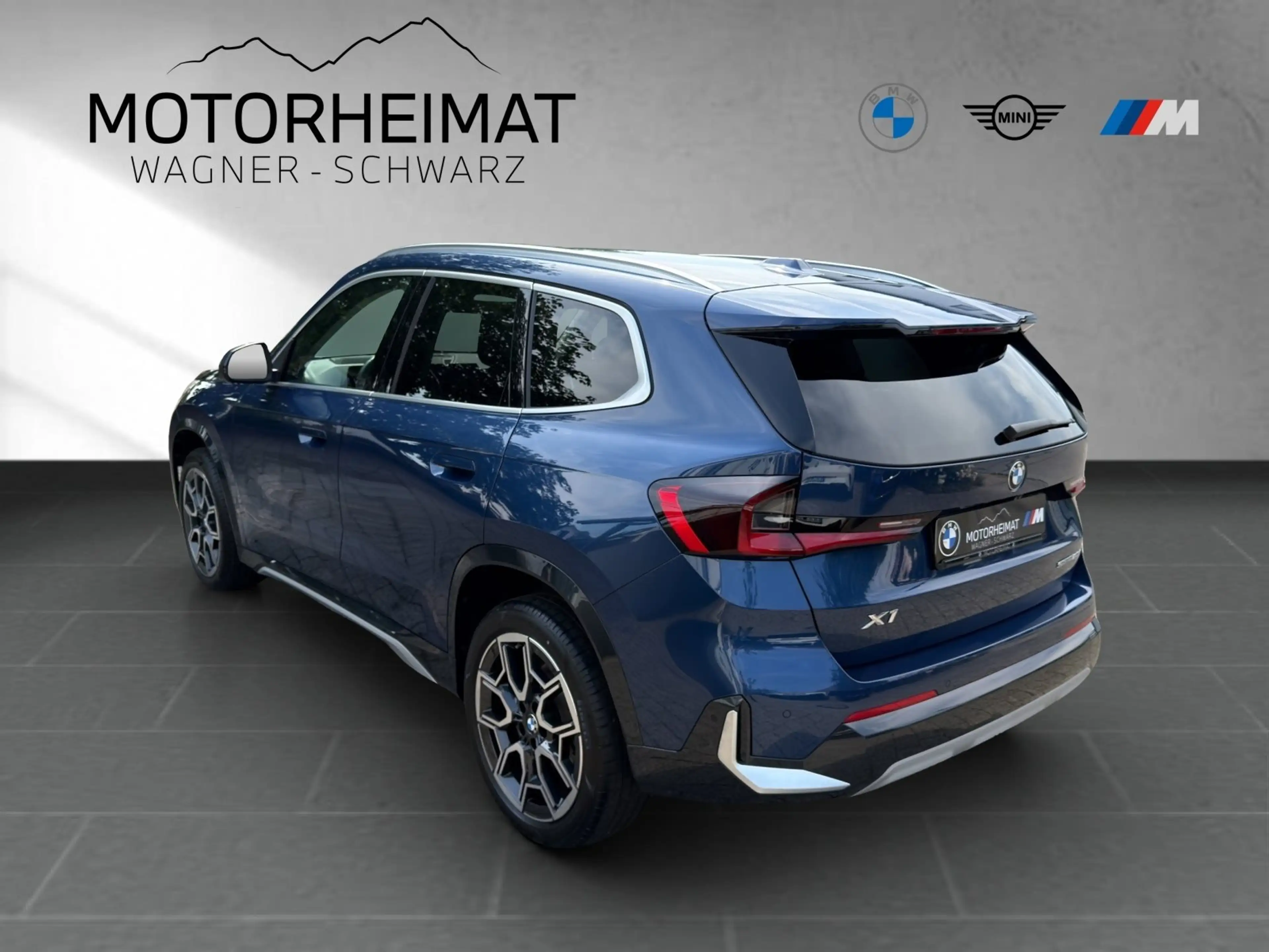 BMW X1 sDrive20i  xLine 19" AHK 360°ACC HUD 1,59% — photo 5