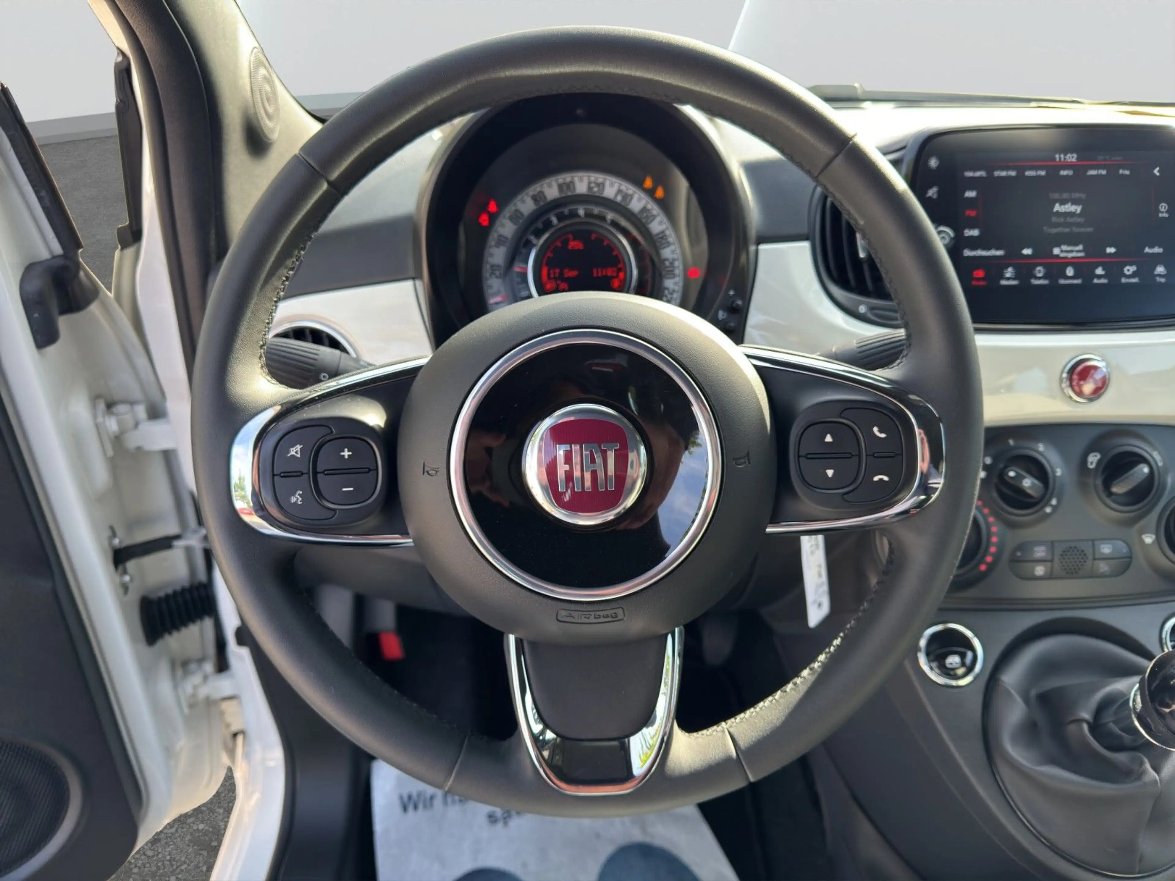 Fiat 500C 1.0 Mild Hybrid DOLCEVITA Retro Klassiker — photo 12