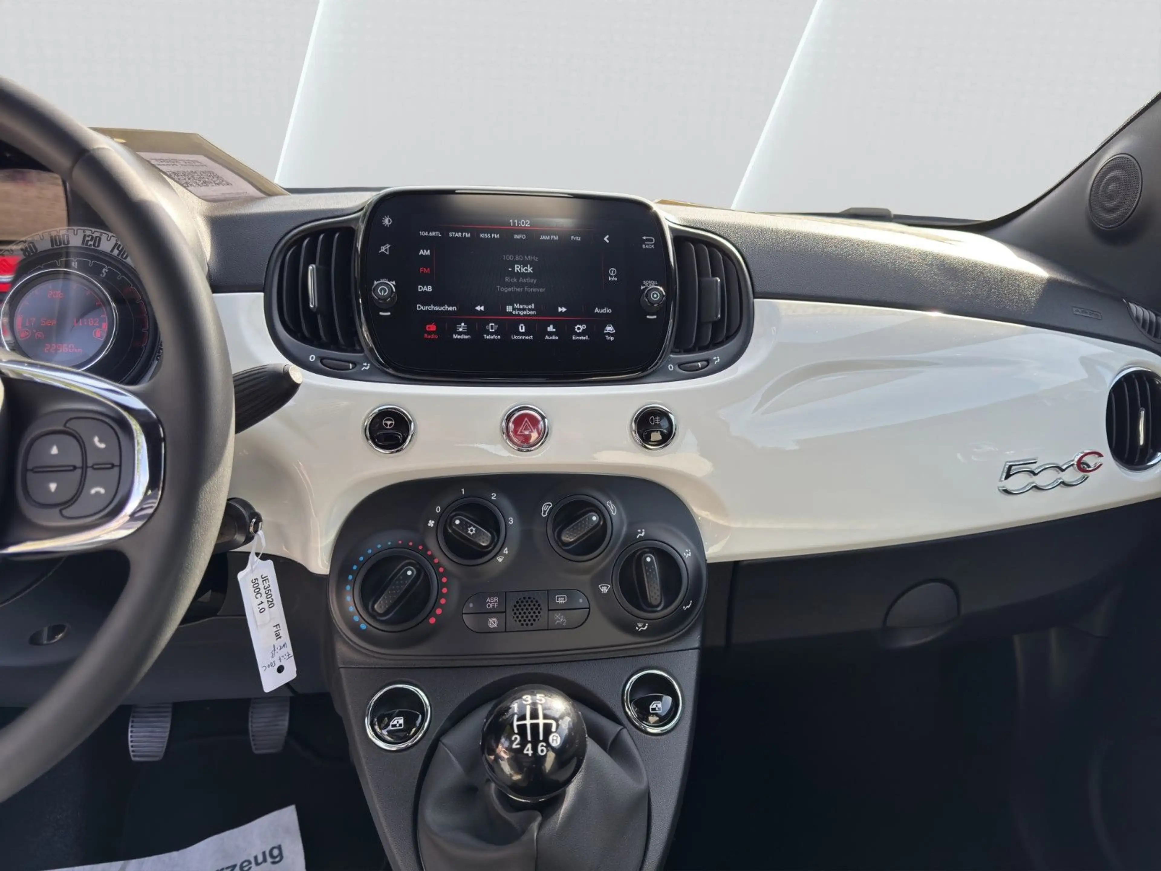 Fiat 500C 1.0 Mild Hybrid DOLCEVITA Retro Klassiker — photo 15