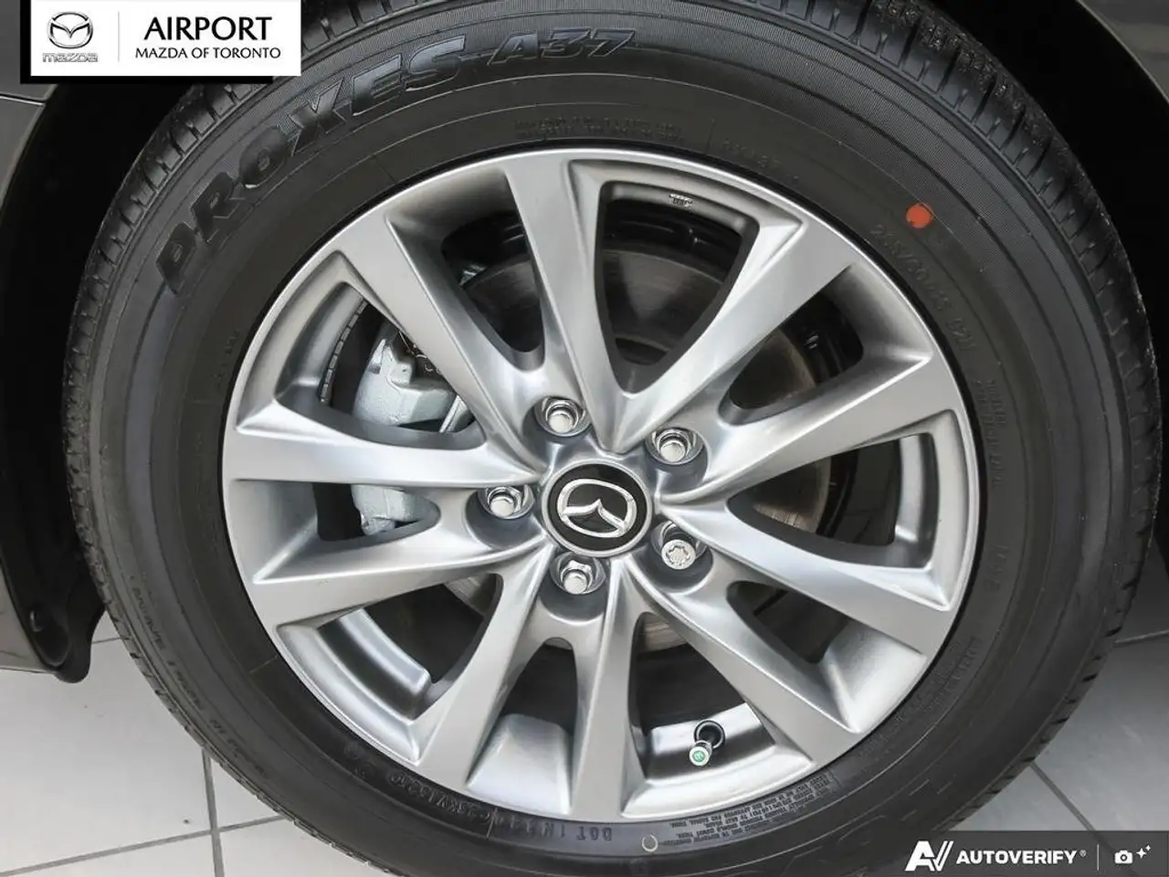 Mazda 3 снимка Mazda 3
