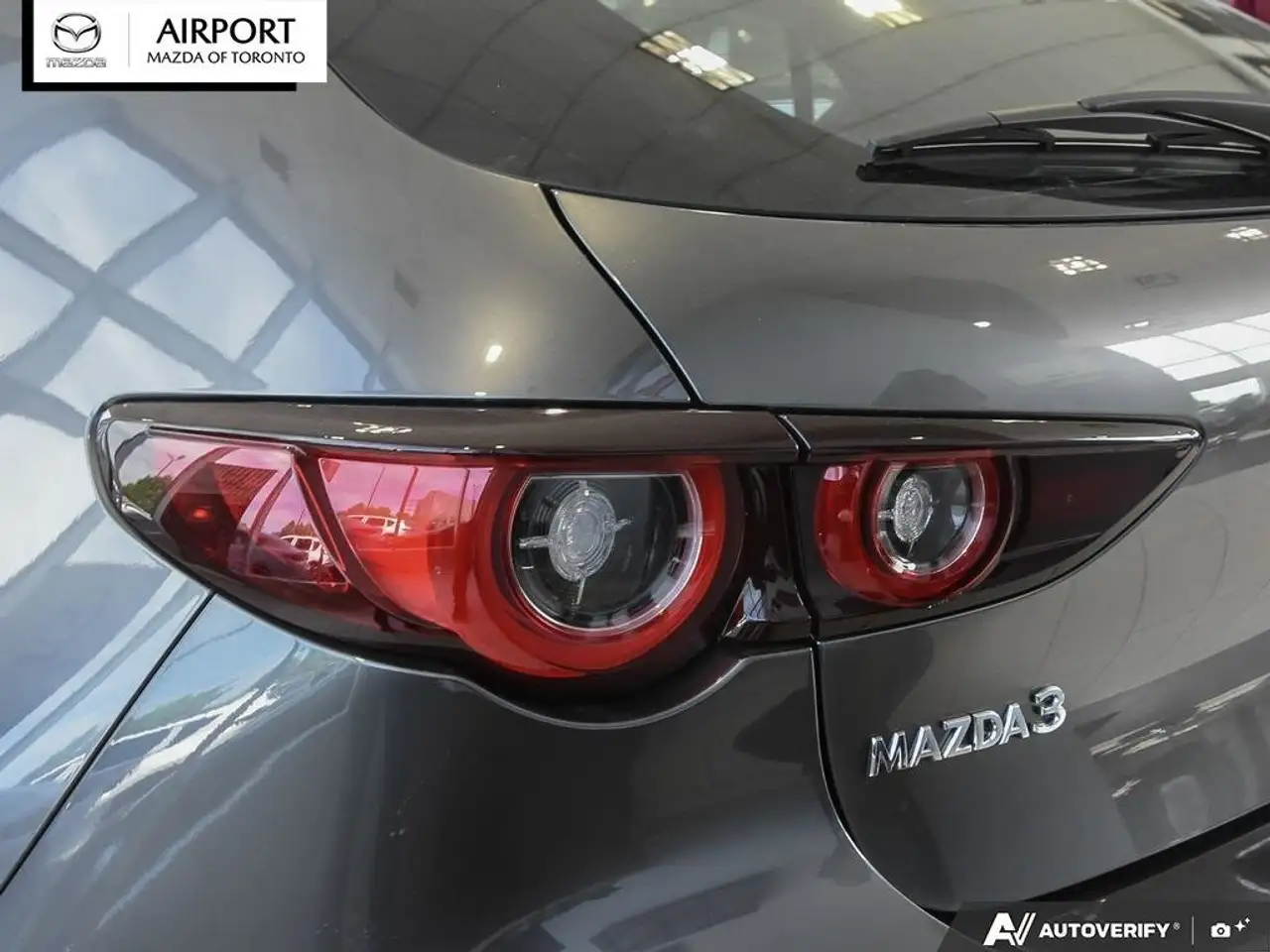Mazda 3 снимка Mazda 3