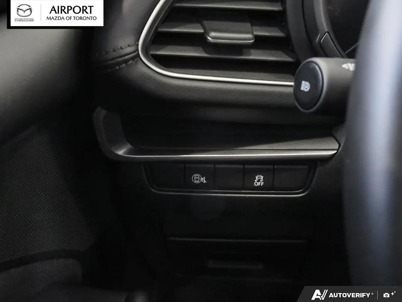 Mazda 3 снимка Mazda 3