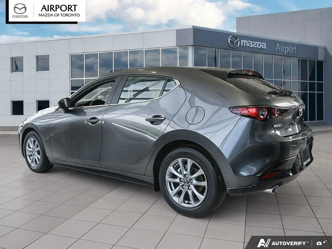Mazda 3 снимка Mazda 3