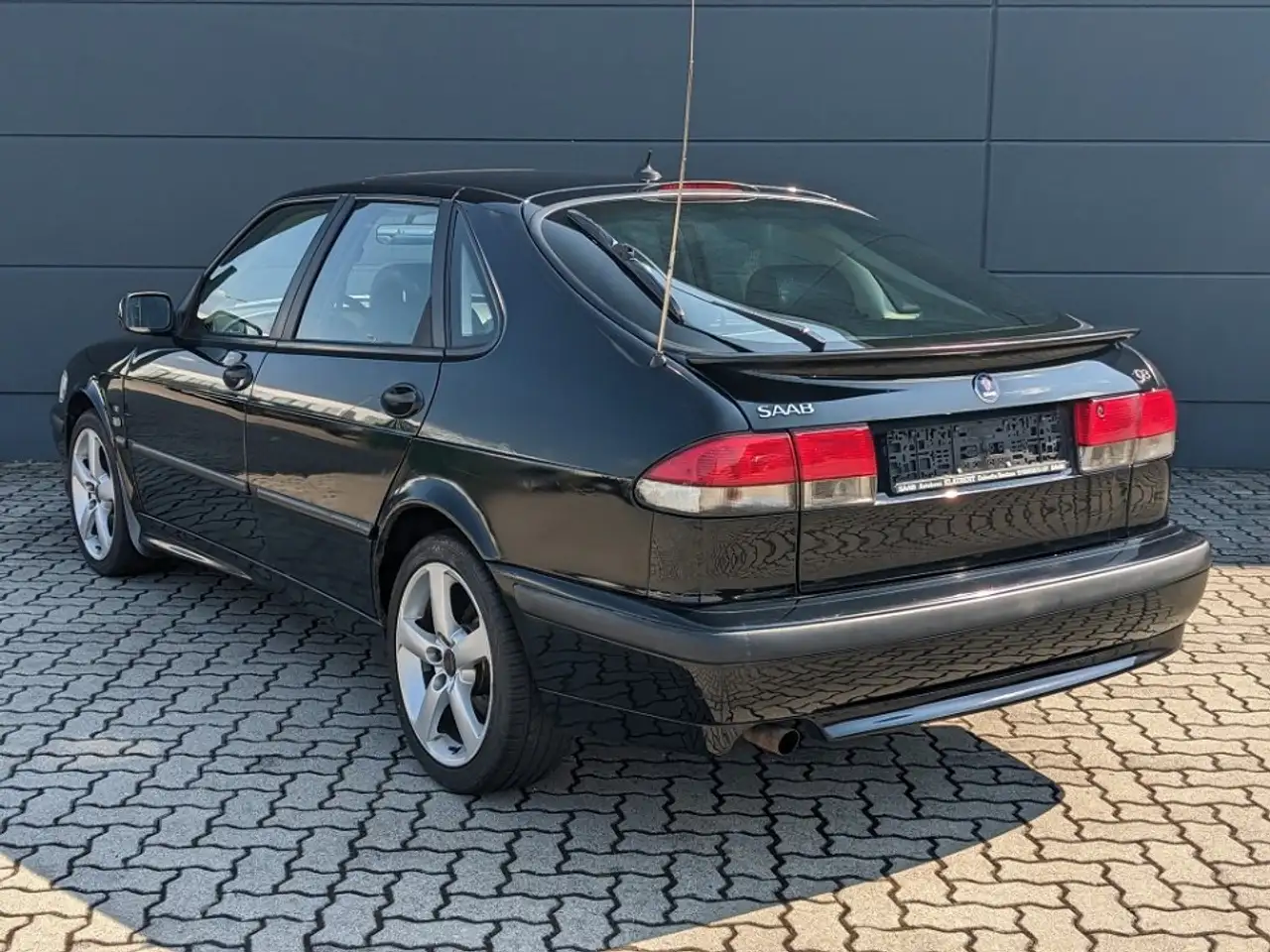 SAAB 9-3 ANNIVERSARY - 2.0T 150 ch - SIÈGES CUIR CHAUFFANTS - TOIT OUVRANT