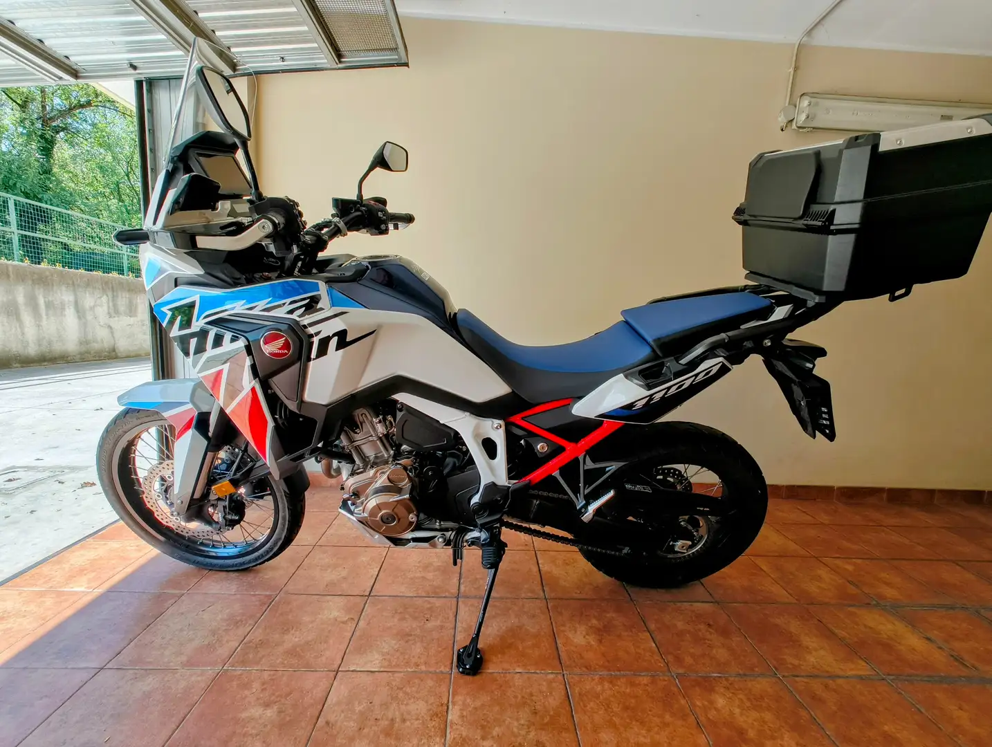 Honda CRF 1100 URBAN DCT Bianco - 1