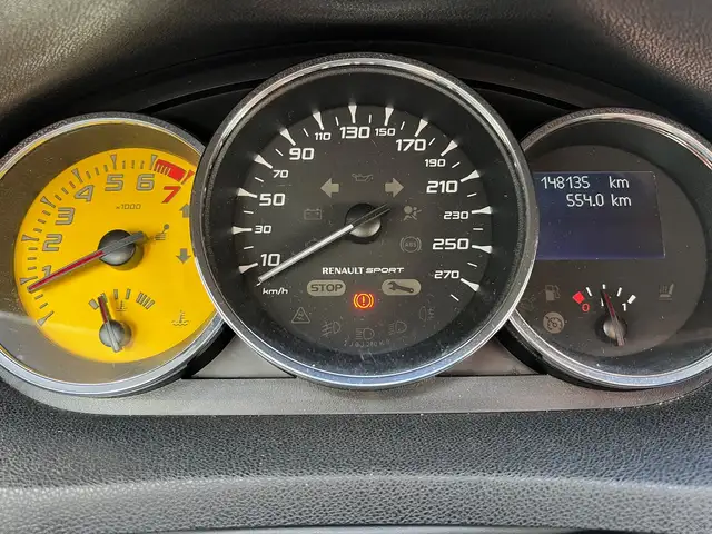 Renault Megane view 5