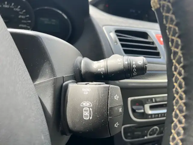 Renault Megane view 13