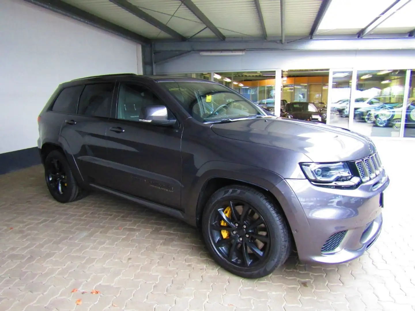 Jeep Grand Cherokee 6.2 V8 Trackhawk Gri - 2