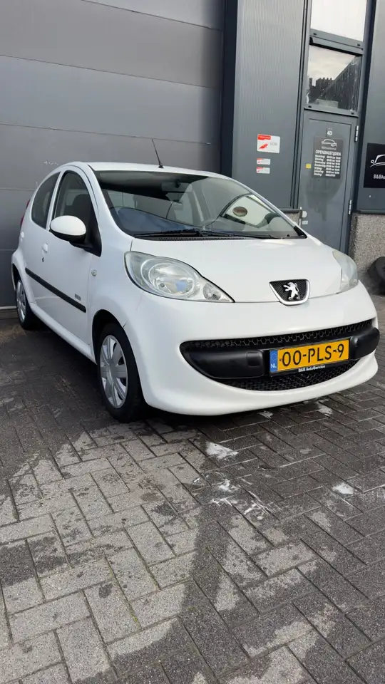 Peugeot 107