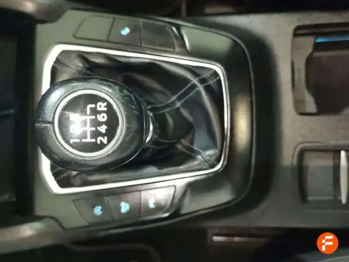 Ford Focus 2022, foto 18
