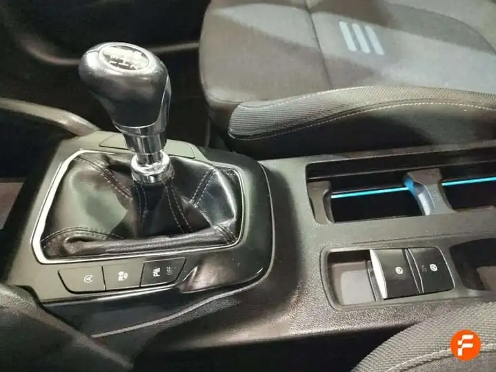 Ford Focus 2022, foto 19