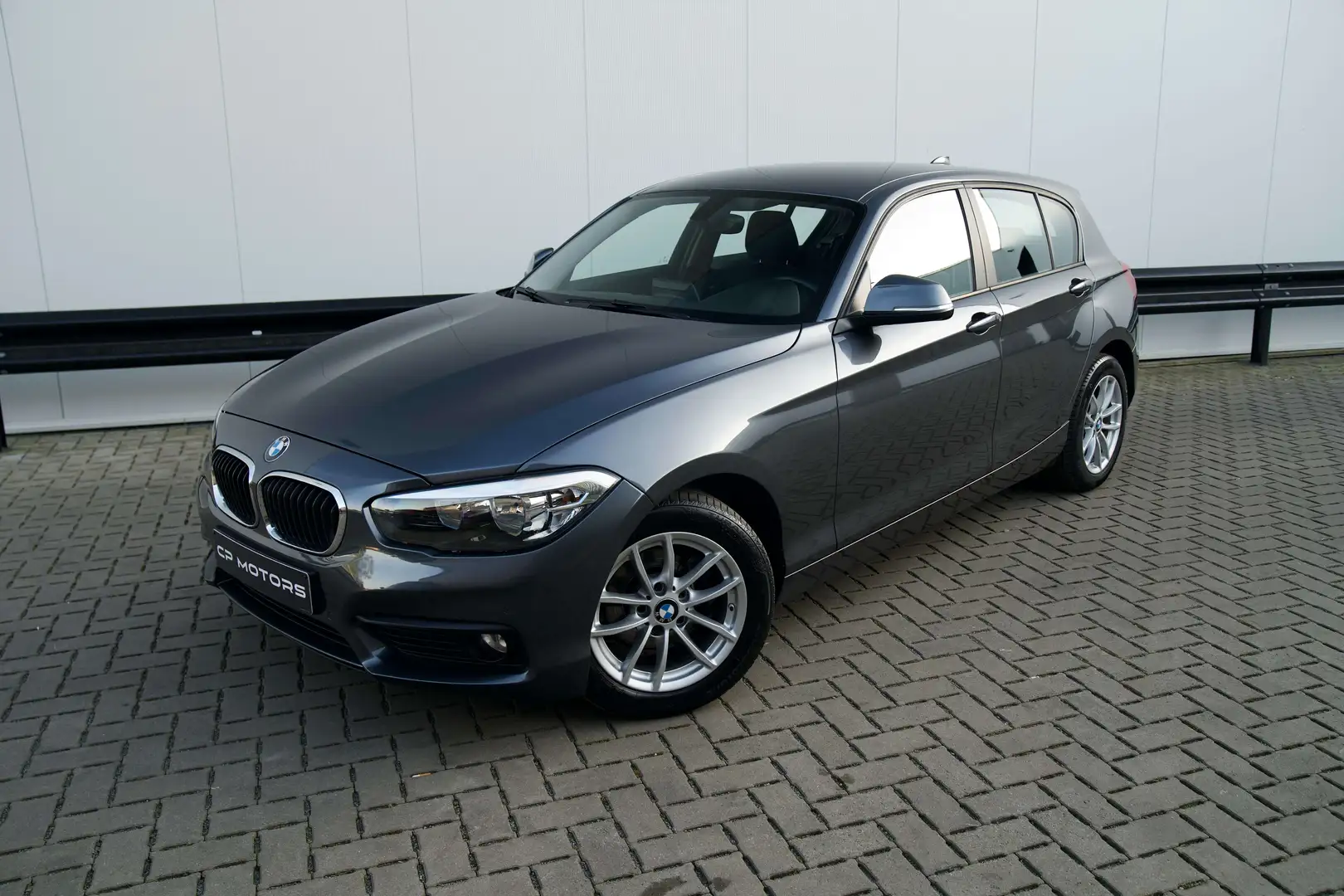 BMW 116 D  CRUISE  PDC  AIRCO  MANUEEL  NAVI Gris - 1