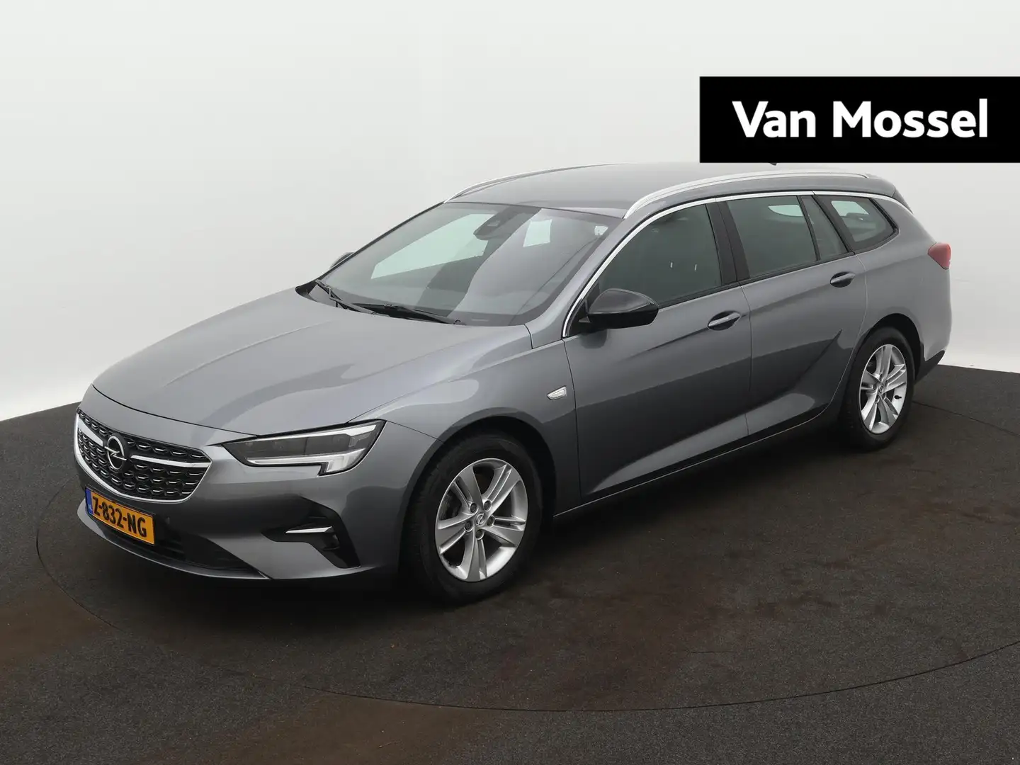 Opel Insignia Sports Tourer 2.0 Turbo Business Elegance | 200pk Grijs - 1