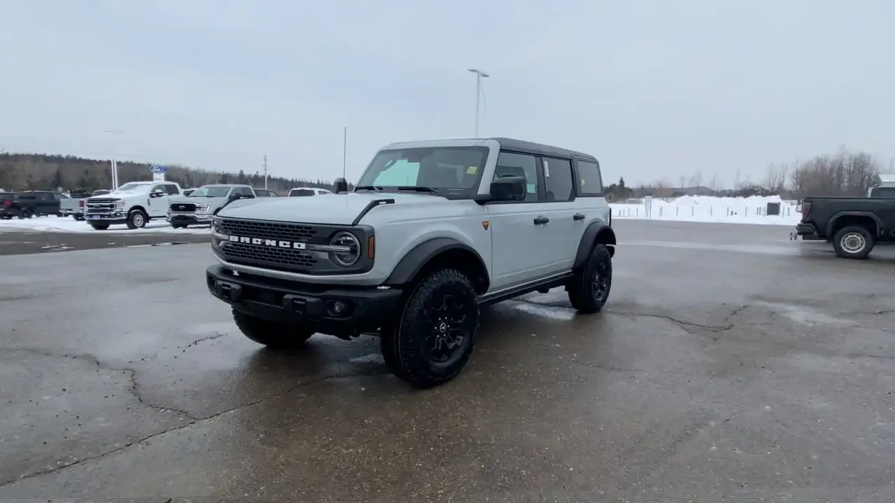 Ford Bronco снимка Ford Bronco