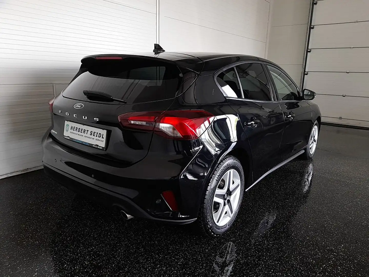 Ford Focus C&C 1,5 EcoBlue * LED / NAVI / TEMPOMAT / SITZH... Schwarz - 2