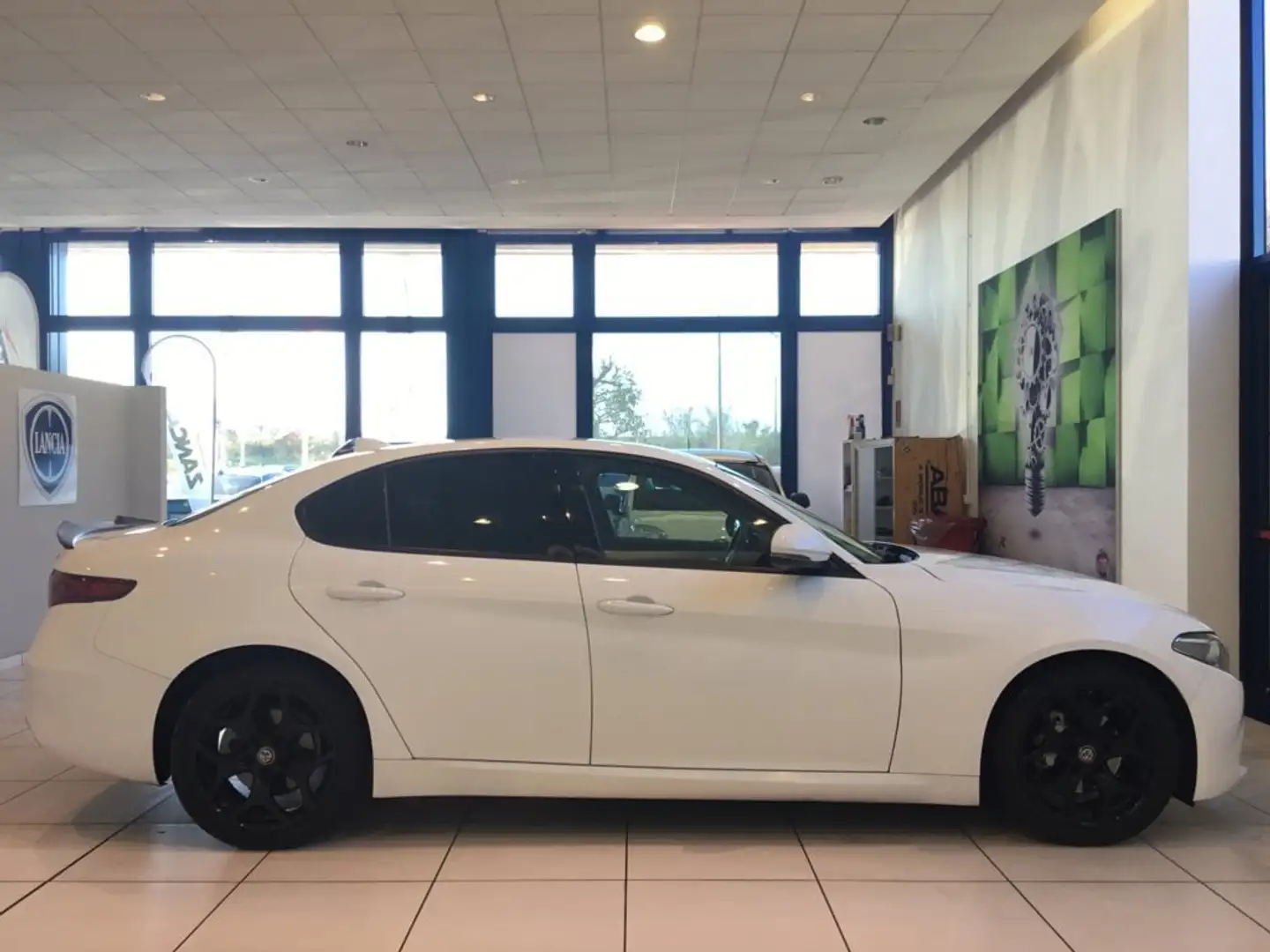 Alfa Romeo Giulia MY19 2.2 T-D 160CV AT8 Super USATO GARANTITO Bianco - 2