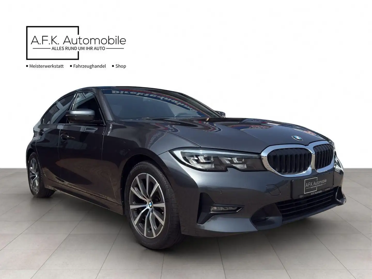 BMW 320 BMW 320 d Aut G20 Lim. | SPORT LINE | CARPLAY | Grau - 2