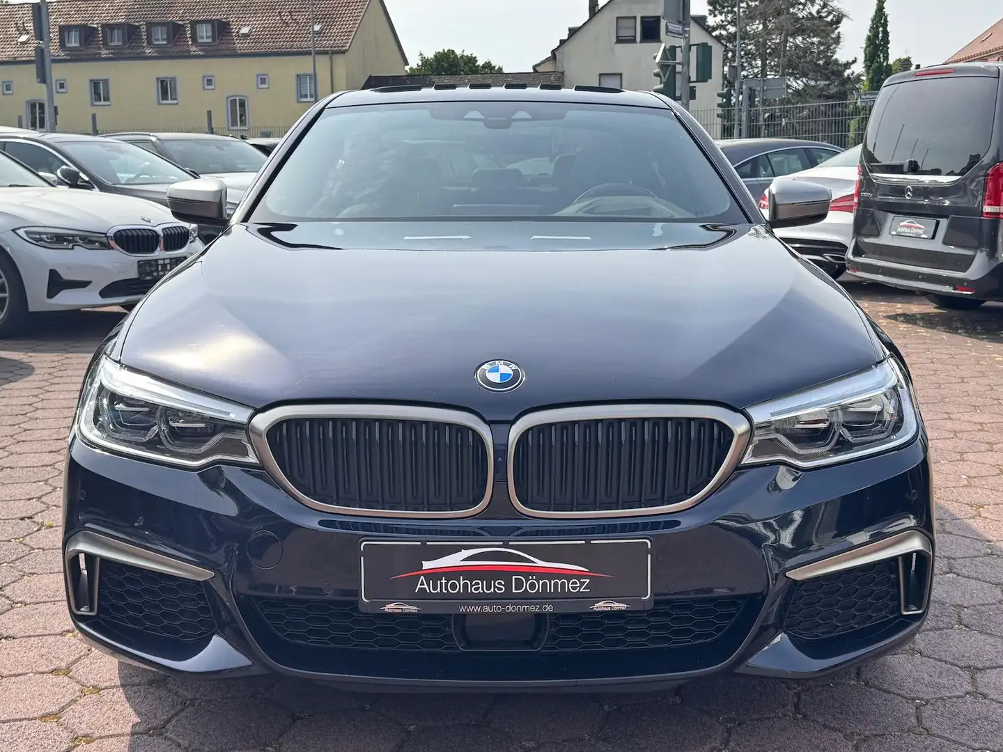 BMW 550 d xDrive M Sport ACC HUD H&K SHD RFKA Černá - 2