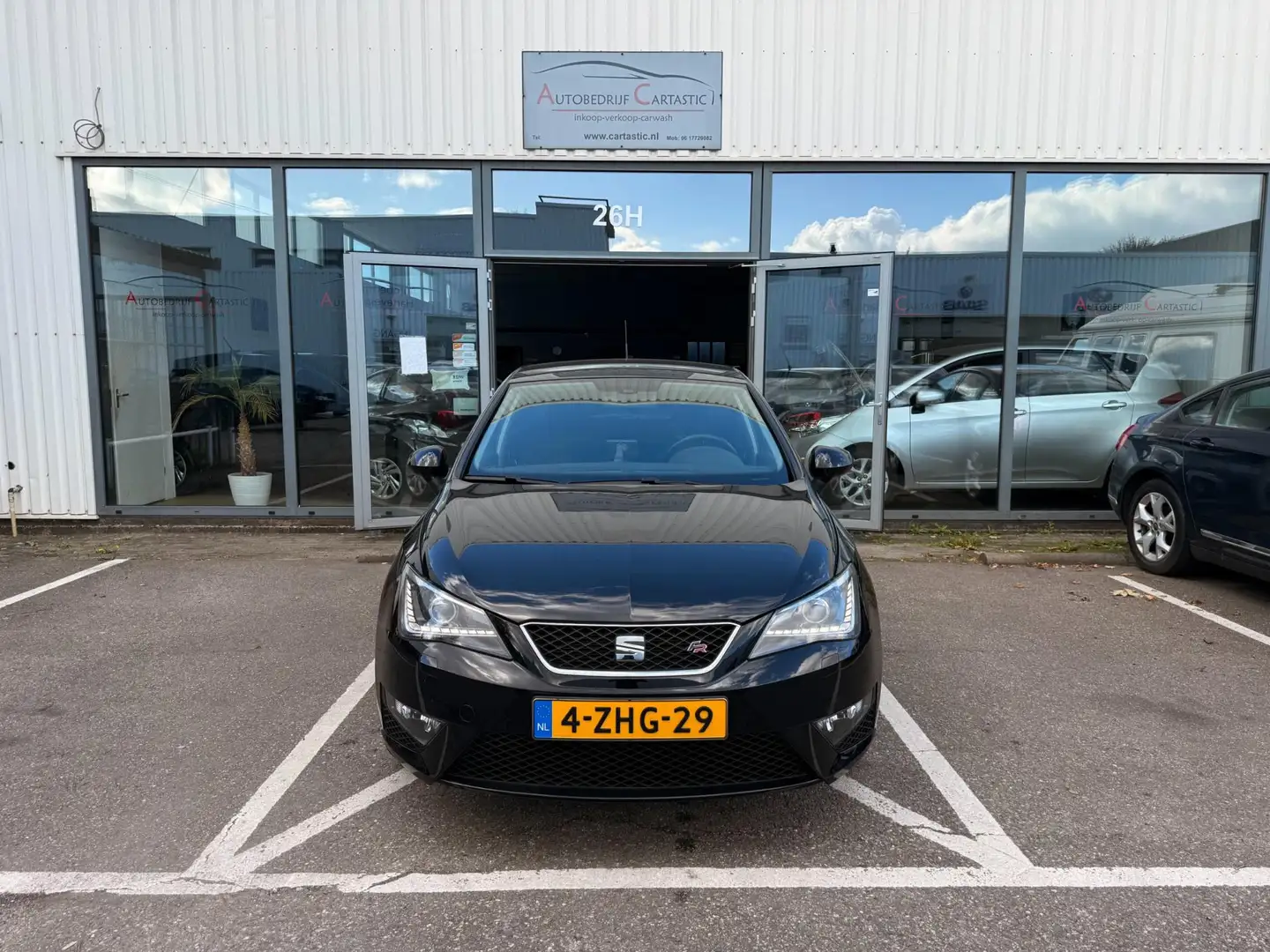 SEAT Ibiza 1.2 TSI FR BI XENON | NAVI | 1e EIGENAAR | DEALER Noir - 2