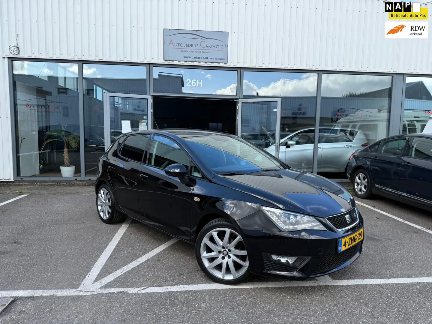 SEAT Ibiza 1.2 TSI FR BI XENON | NAVI | 1e EIGENAAR | DEALER Noir - 1