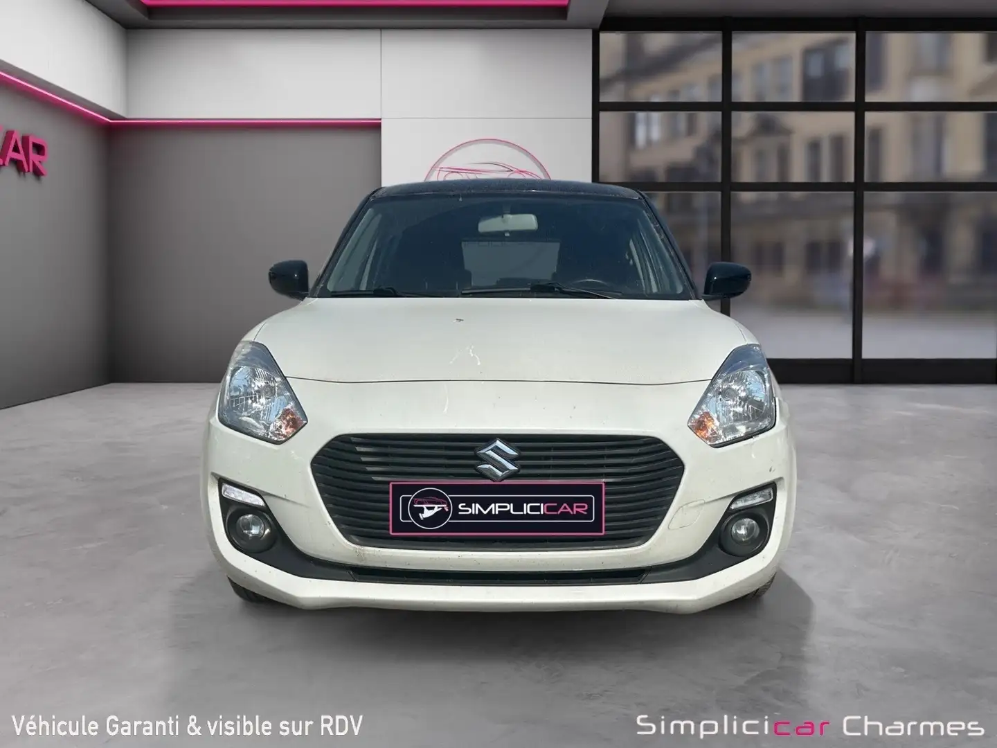 Suzuki Swift Avantage Blanc - 2