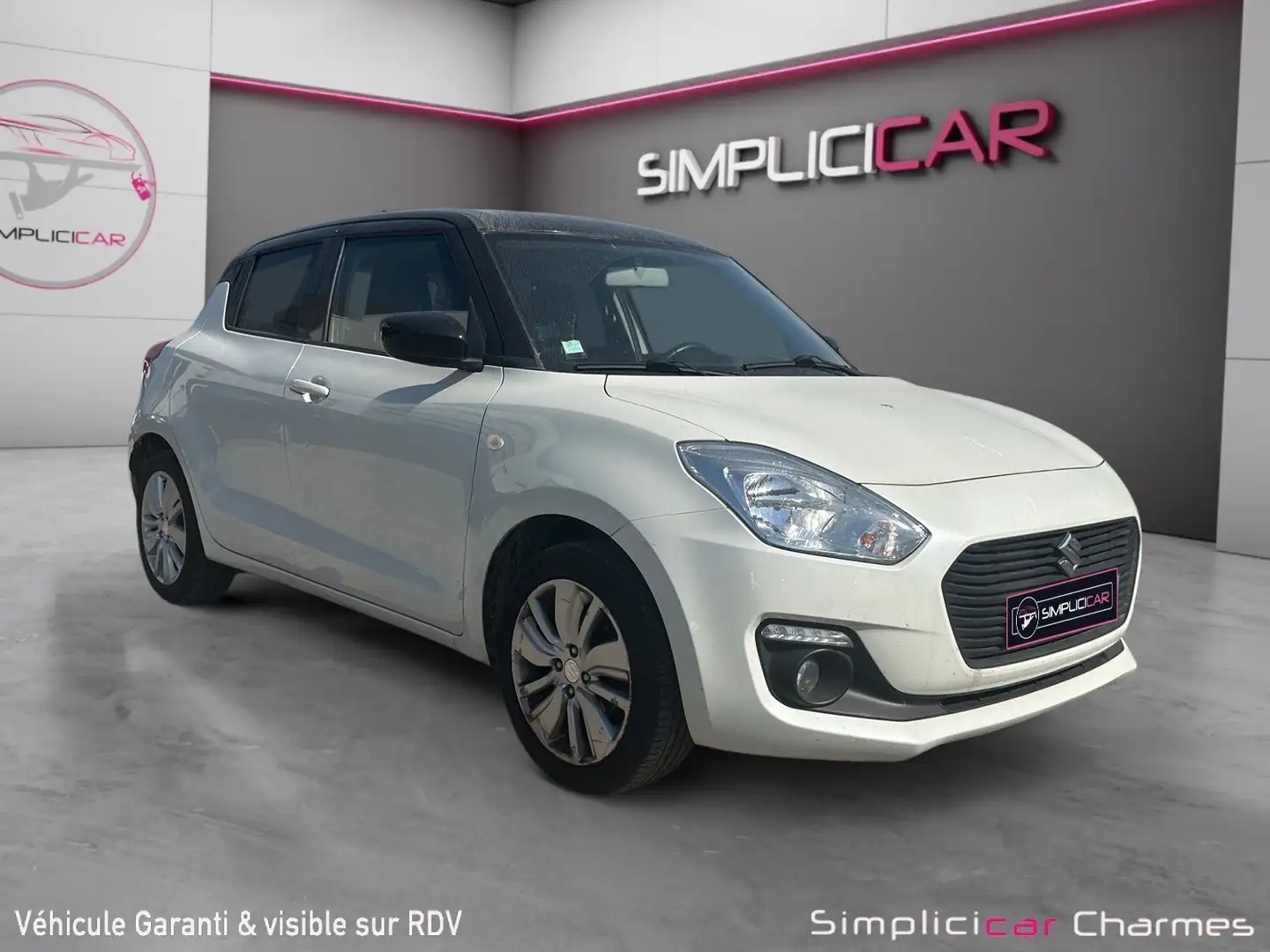 Suzuki Swift Avantage Blanc - 1
