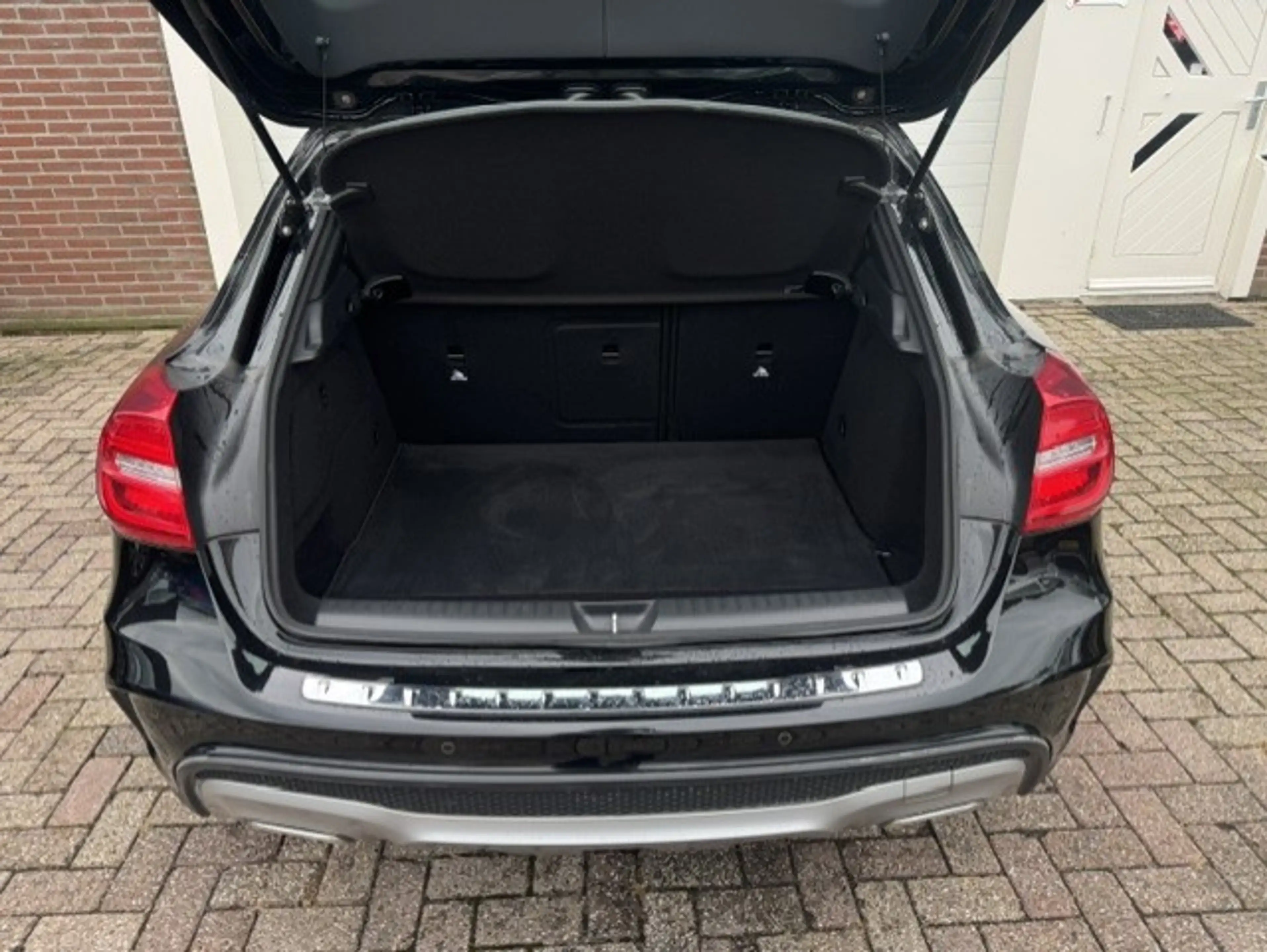 Mercedes-Benz GLA 200 AMG Edition 1 - Perfect Onderhouden — photo 16