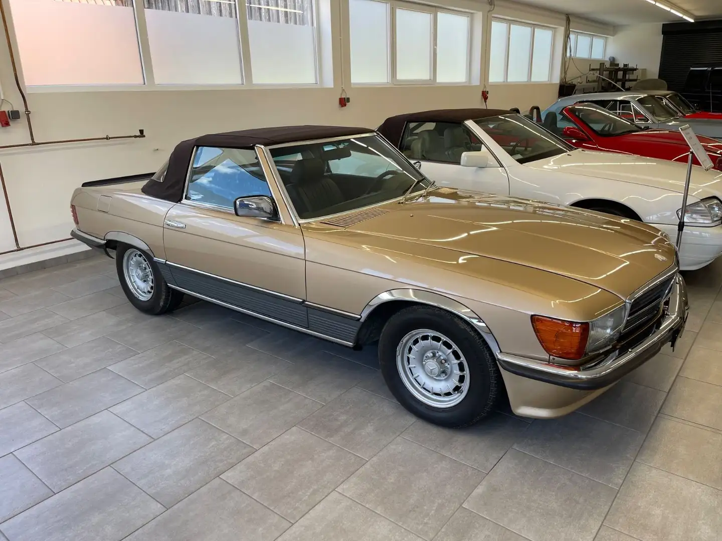 Mercedes-Benz SL 500 neues Verdeck, neue Innenausstattung Zlatá - 2