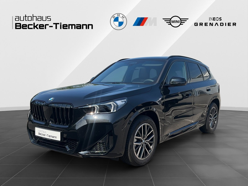 BMW X1 xDrive23d M Sport / AHK / H&K / Pano / Memory / He