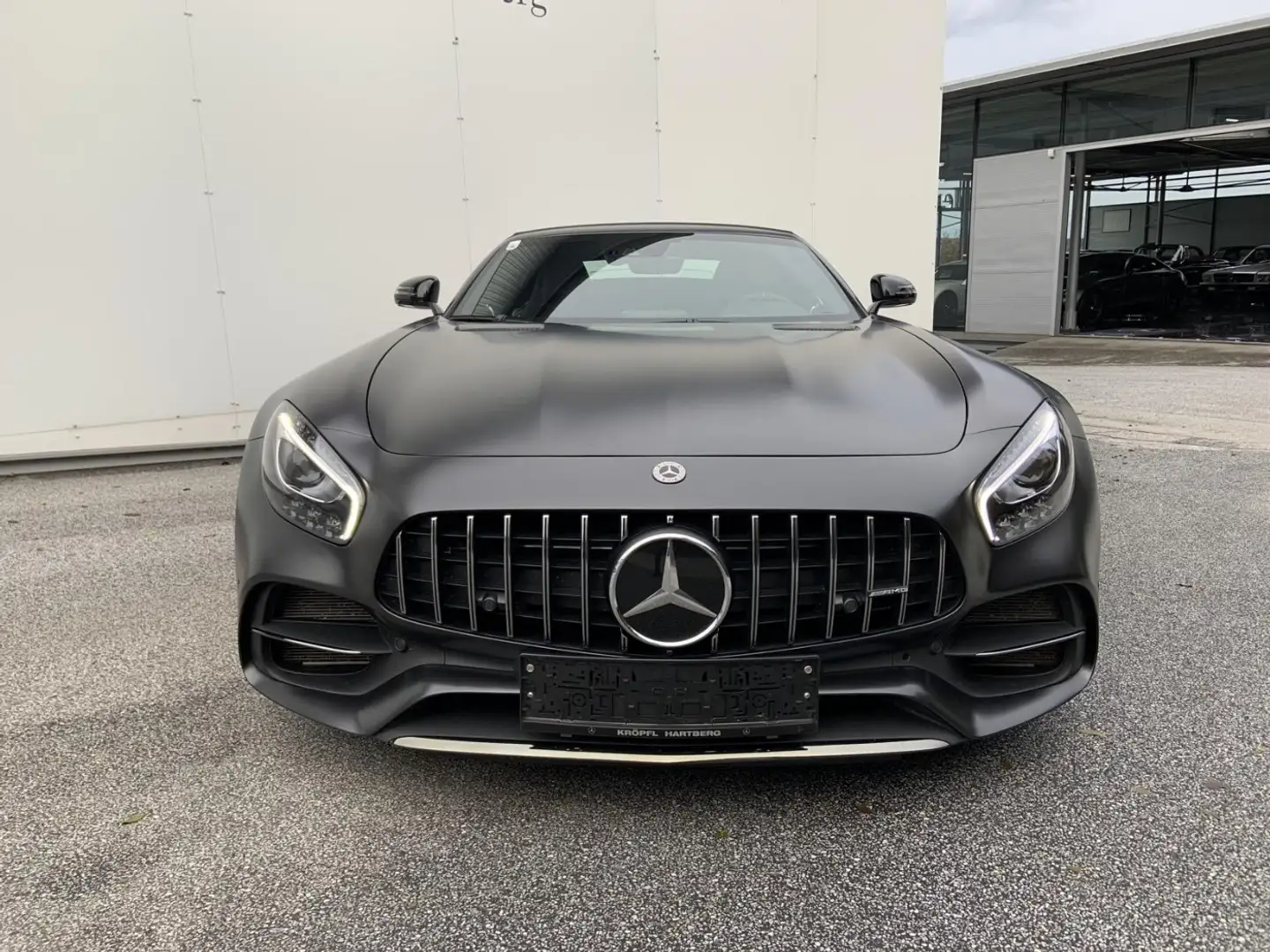 Mercedes-Benz AMG GT C Roadster Edition 50 Grau - 2