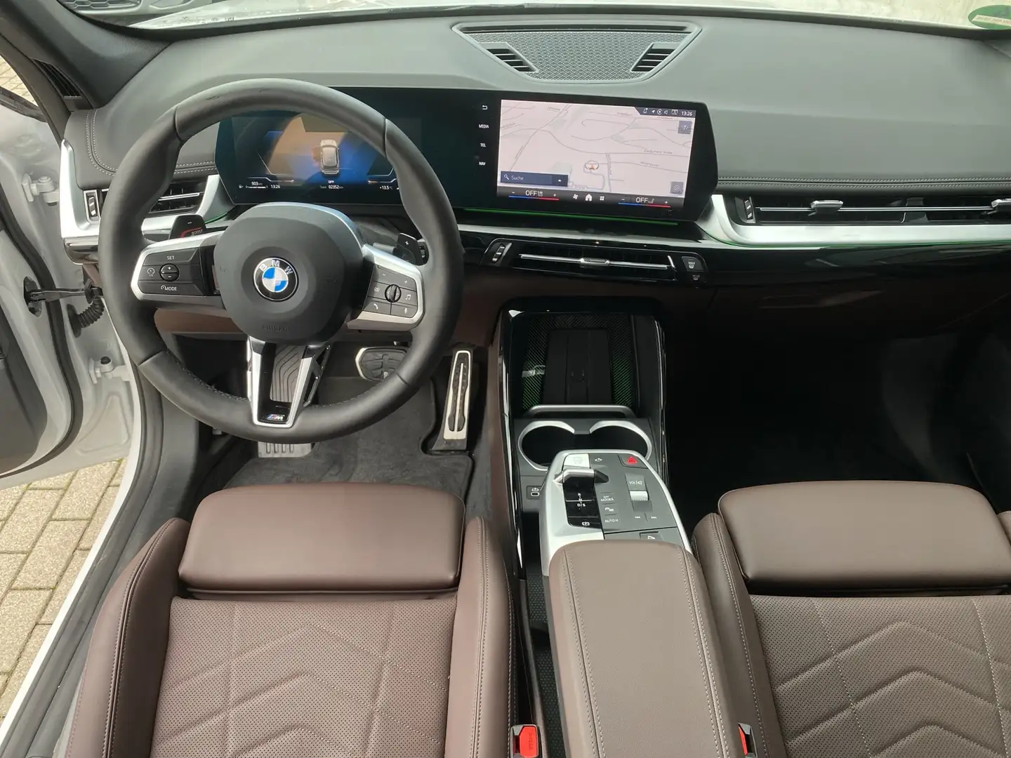 BMW X1 xDrive23d M Sportpaket ACC AHK H/K MASSAGE Weiß - 2